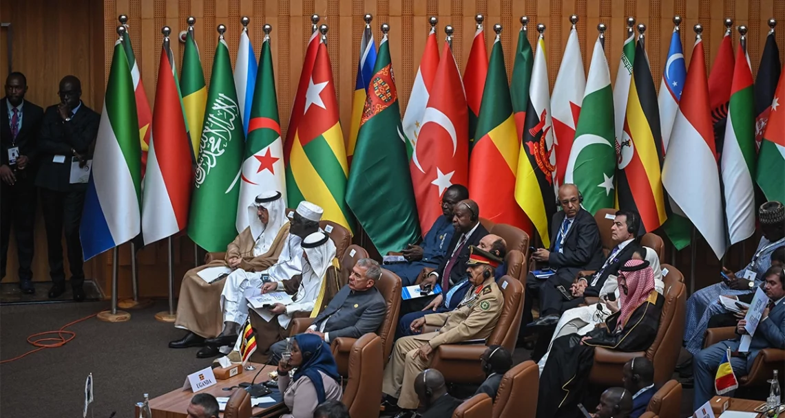 The mirage of the Muslim World: Time to wake up