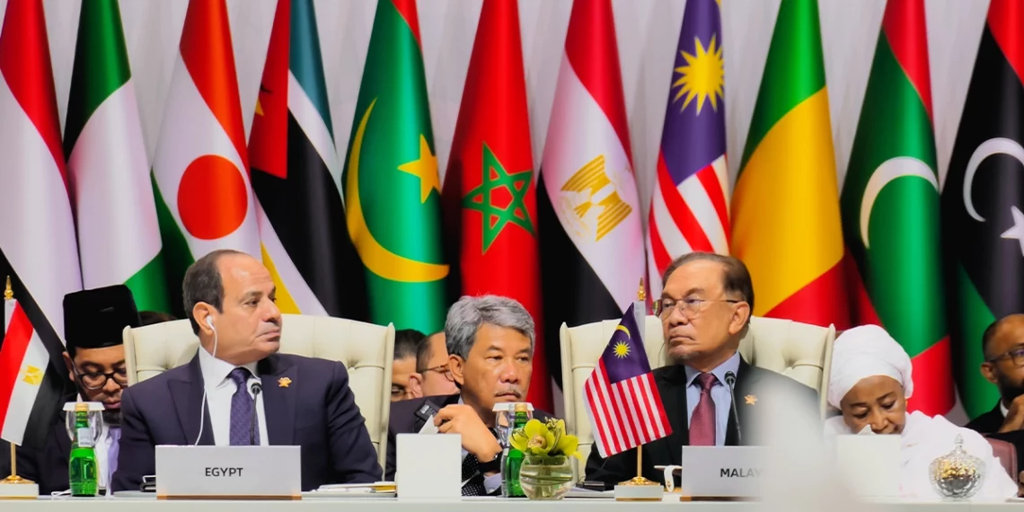 Summits for palaces, silence for refugee camps