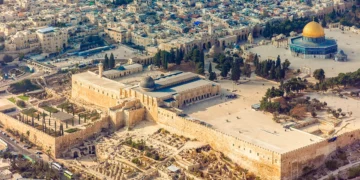 Why the custodians of Al-Aqsa have stood aside