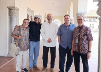 From Cape Town to Kuala Lumpur: Family celebrations and scholarly encounters