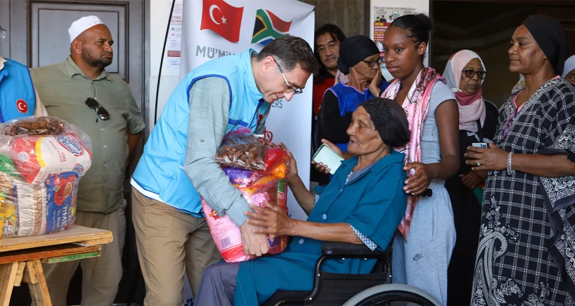 Awqaf SA and Türkiye Diyanet deliver Ramadan food hampers