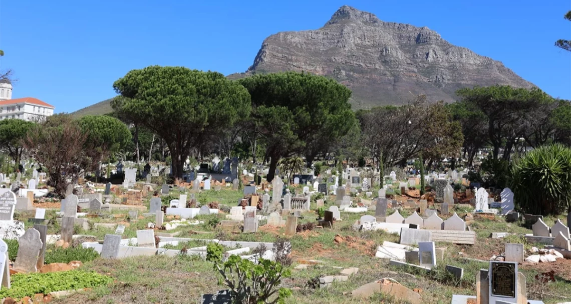 Heritage, governance and contestation at the Mowbray Muslim Cemetery