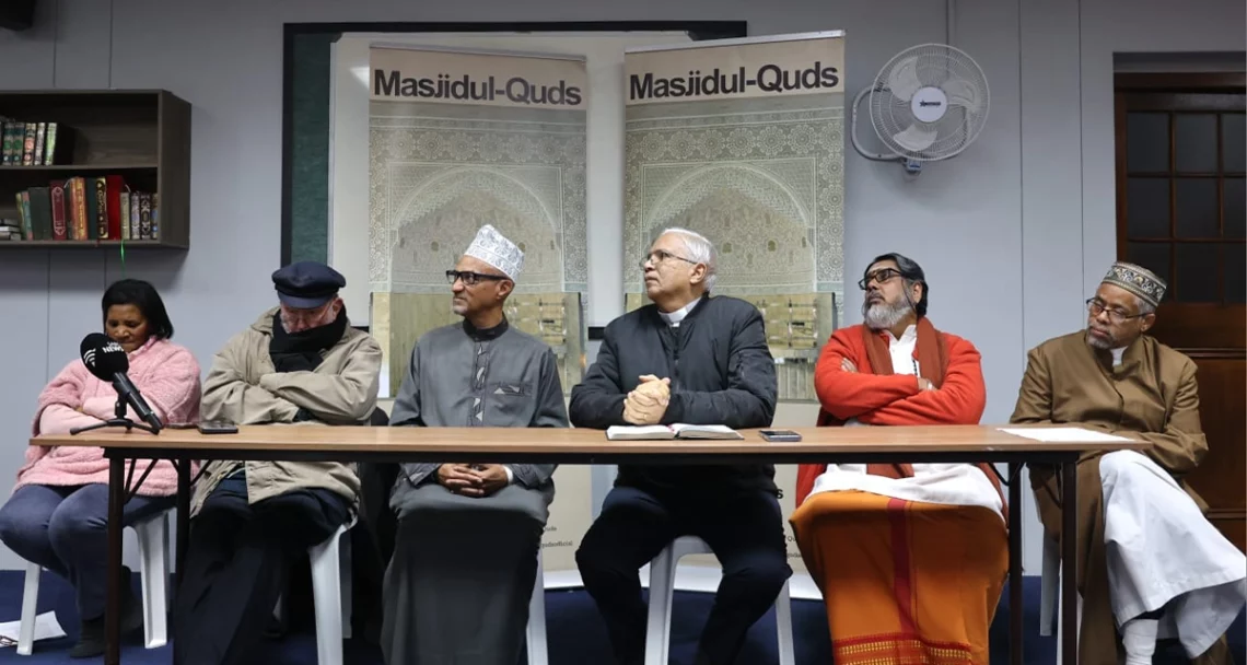 Interfaith leaders call for peace ahead of anti-migrant demonstrations