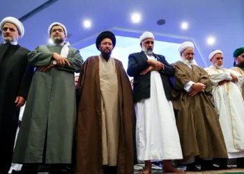 Before applying true Islam, Muslims must first learn to live together