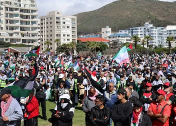 Thousands march for Palestine as Galloway and Ridley end South Africa tour